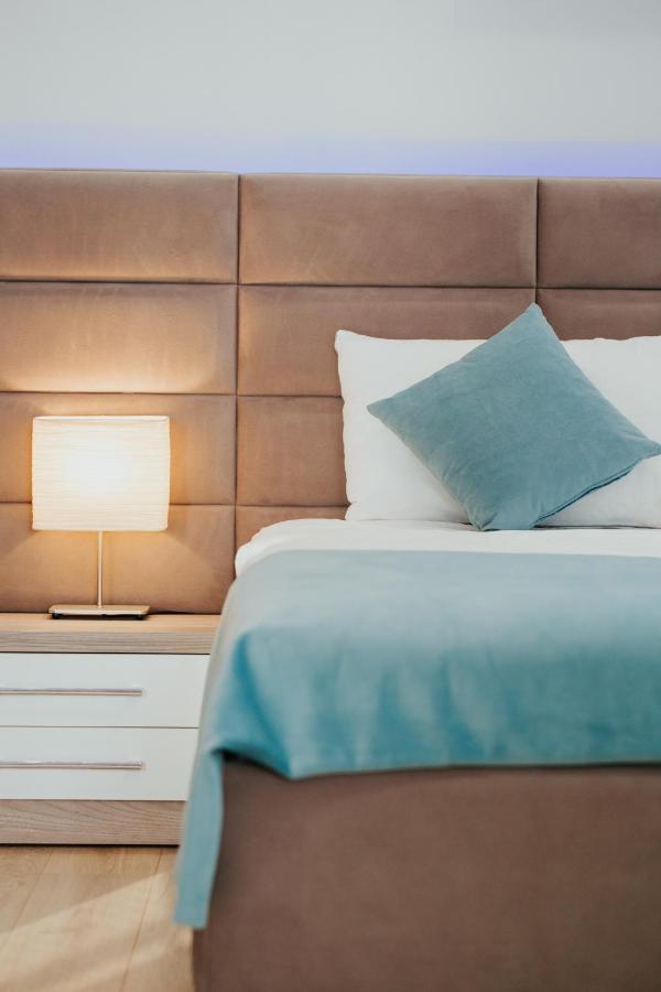 Apartament Color Corneliu Coposu 1a Street