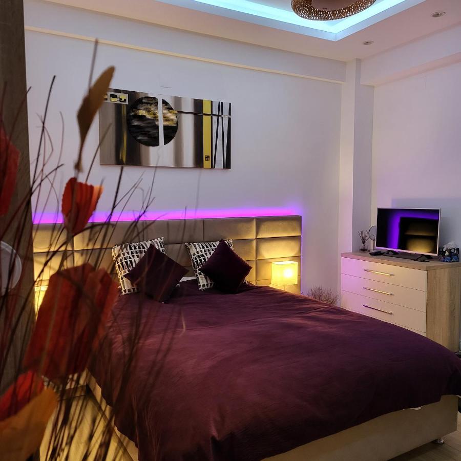Apartament Color Corneliu Coposu 1a Street *