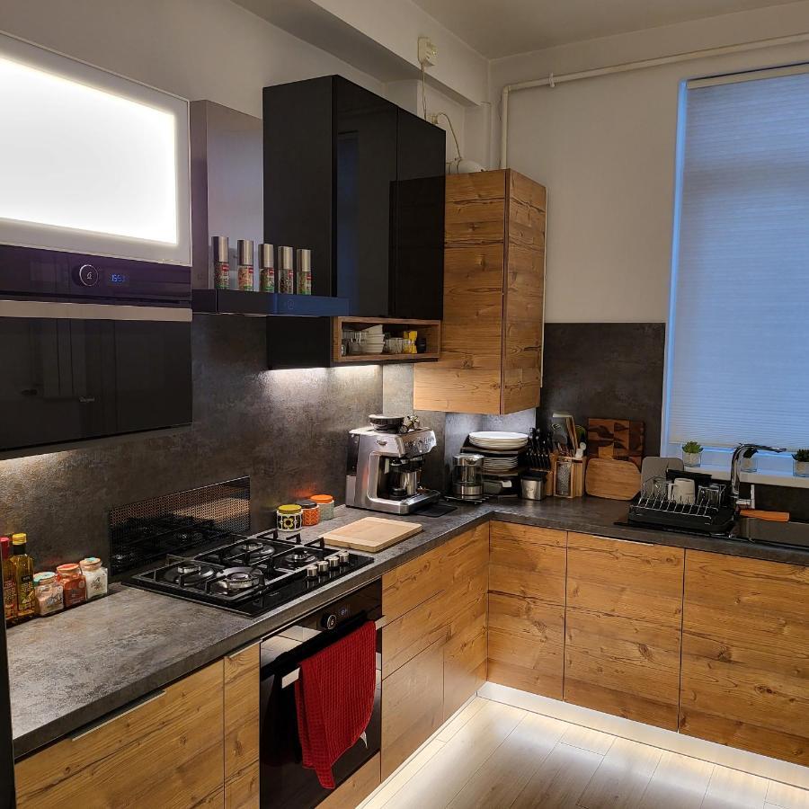 Color Corneliu Coposu 1a Street Apartament *