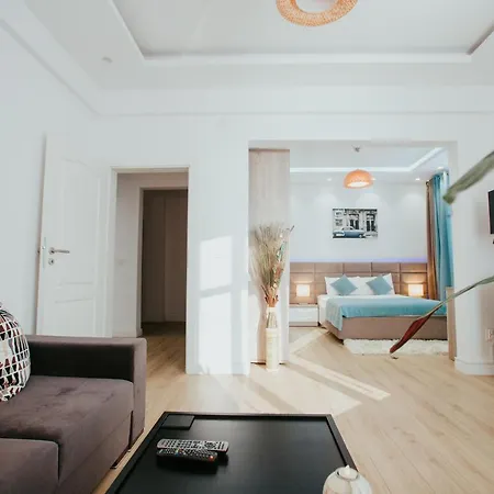 Color Apartments Corneliu Coposu 1A street Bucarest Esterno foto