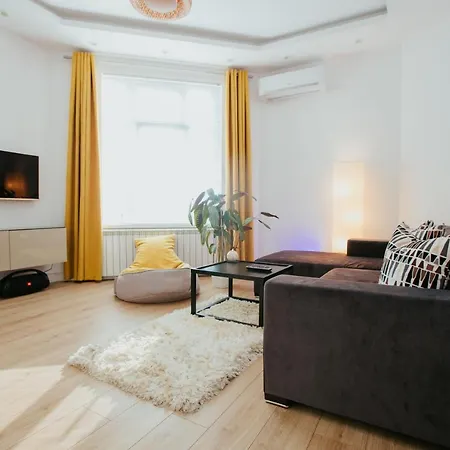 Color Apartments Corneliu Coposu 1A street Bucarest Esterno foto