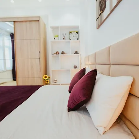 Color Apartments Corneliu Coposu 1A street Bucarest Esterno foto